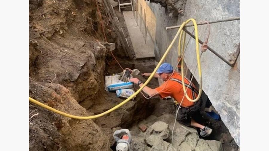 Gjutning av betongsula för avskiljningsvägg den 3 juni